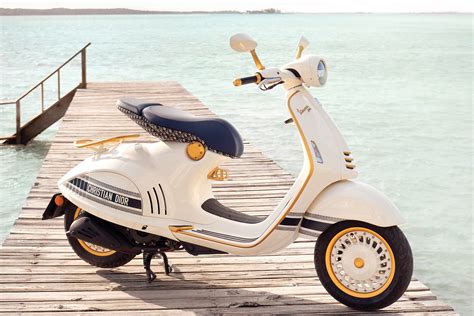 vespa christian dior 946.